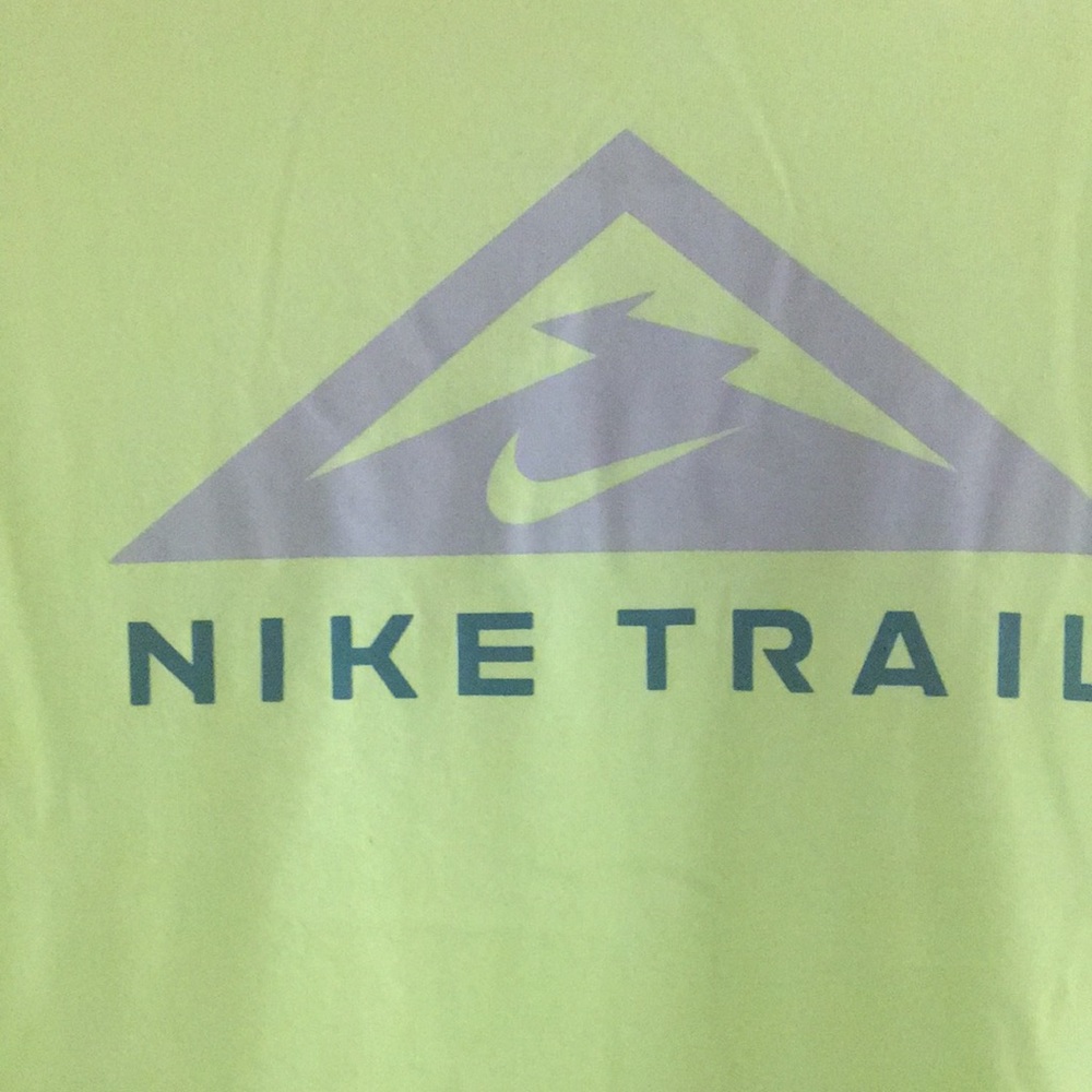Nike Trail Running/Hiking/Athletic/Athleisure Shirt, NWT! - Picture 2 of 7